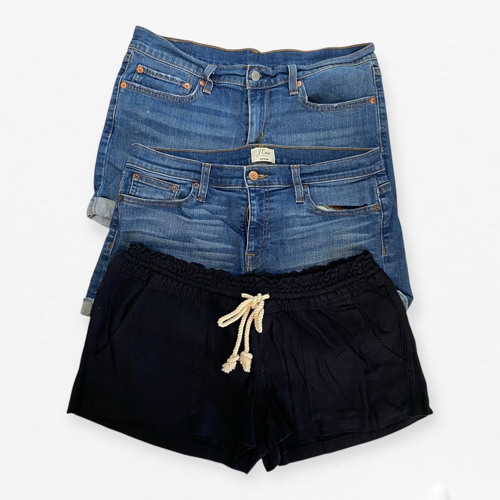 Lot of 3 - J. Crew, Levi and Roxy Blue Jean and Black linen Women's Jean Shorts